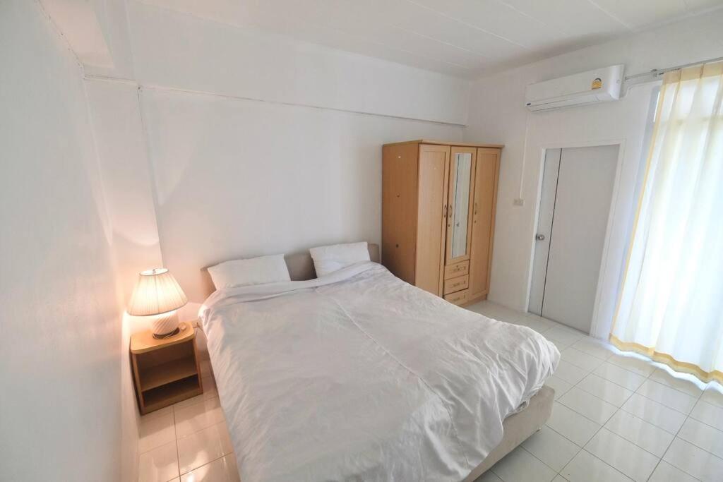 Airport View Apartment Cozy Room Near Airport Samut Prakan Extérieur photo