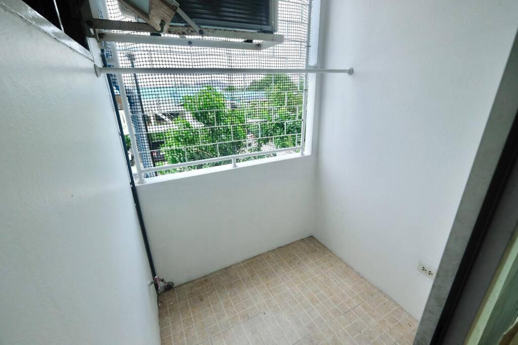 Airport View Apartment Cozy Room Near Airport Samut Prakan Extérieur photo